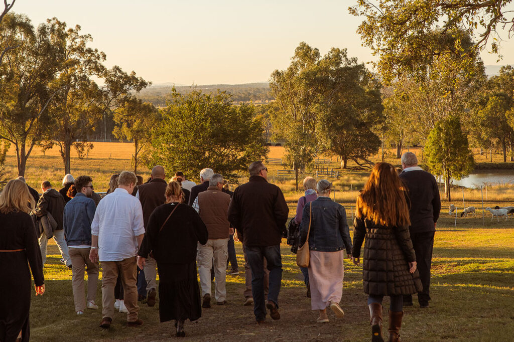 farm-tour-and-sunset-dinner-eat-local-month